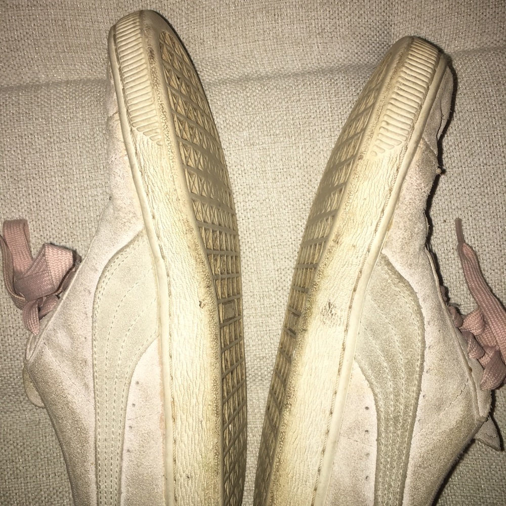 pink pumas - Picture 3 of 3